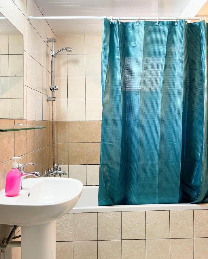 Nissus Urban Hostel Ayia Napa Bagian luar foto