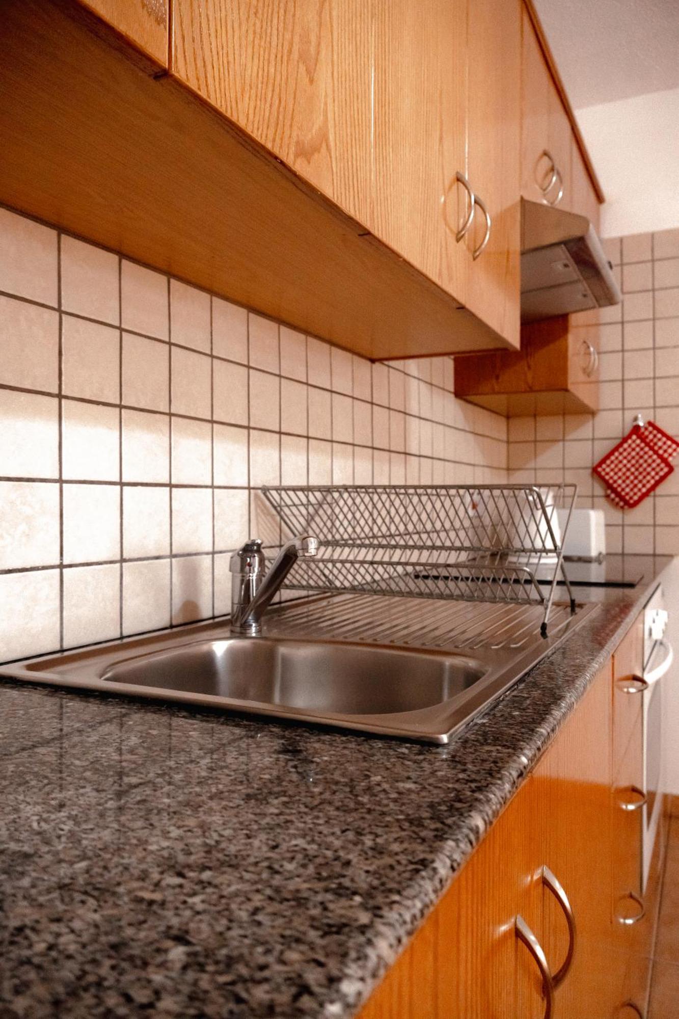 Nissus Urban Hostel Ayia Napa Ruang foto
