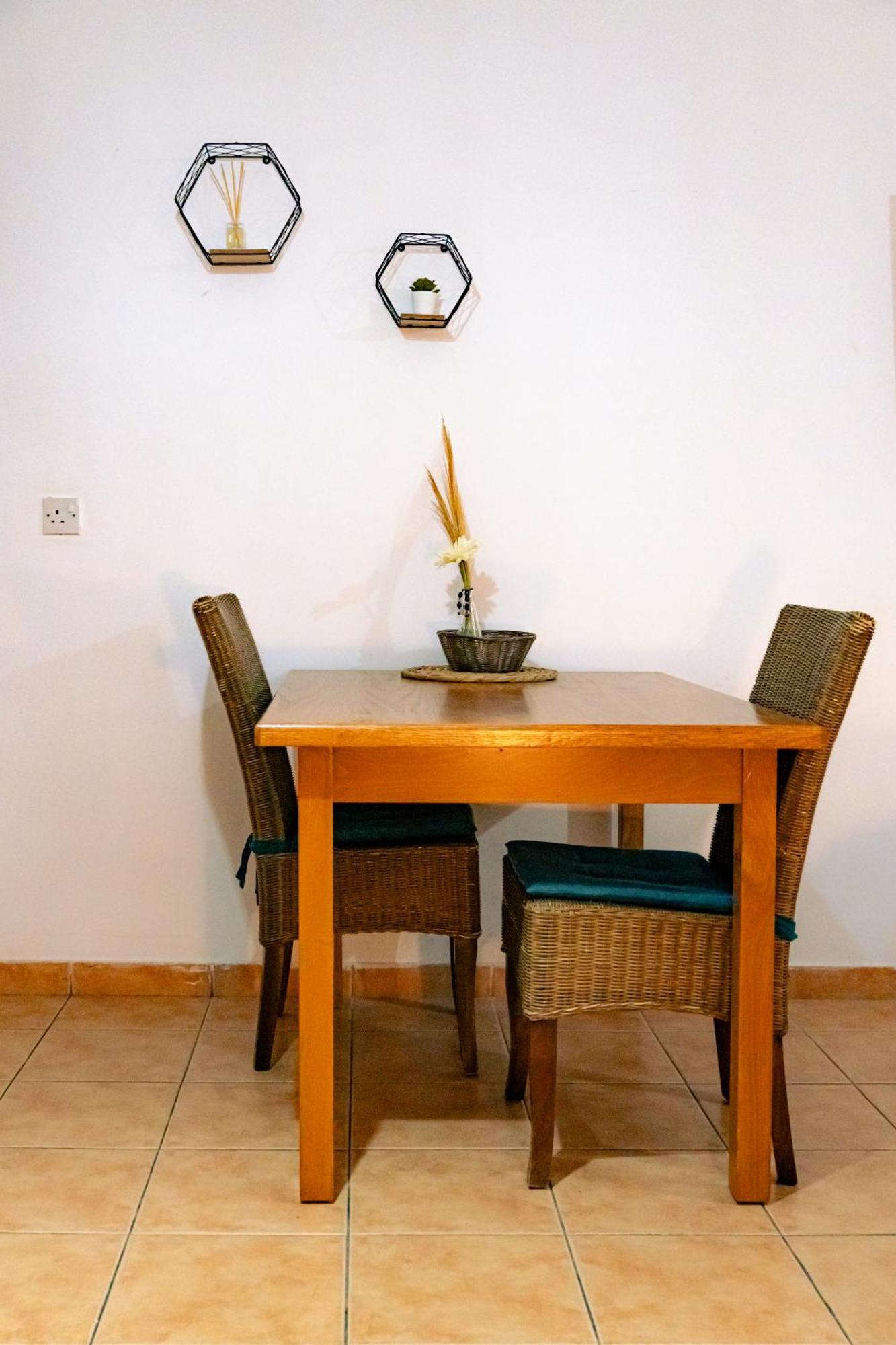 Nissus Urban Hostel Ayia Napa Ruang foto