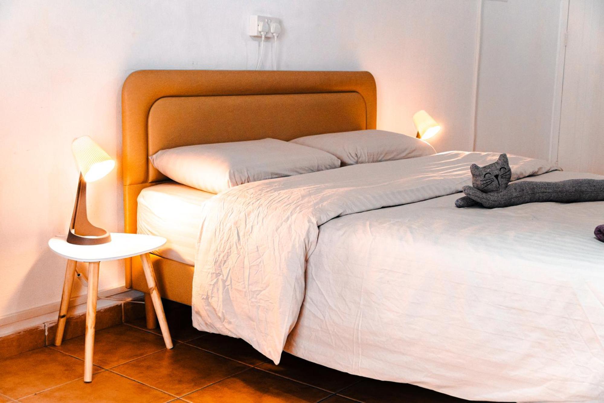Nissus Urban Hostel Ayia Napa Bagian luar foto