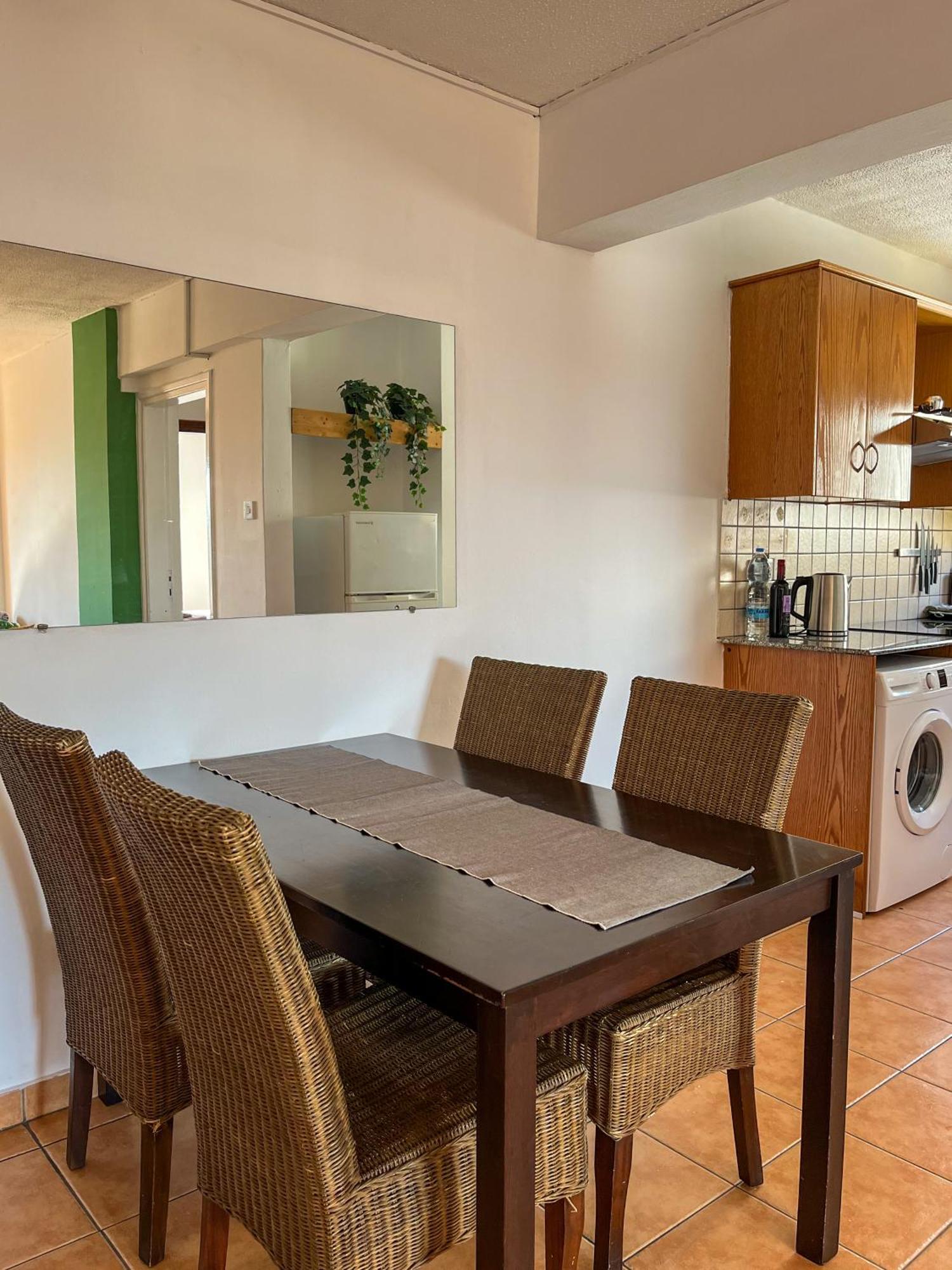 Nissus Urban Hostel Ayia Napa Ruang foto